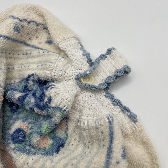 Vintage Crocheted Top Hanging Kitchen Towel Hearts of Love Country Cottage Blue - Picture 3 of 6